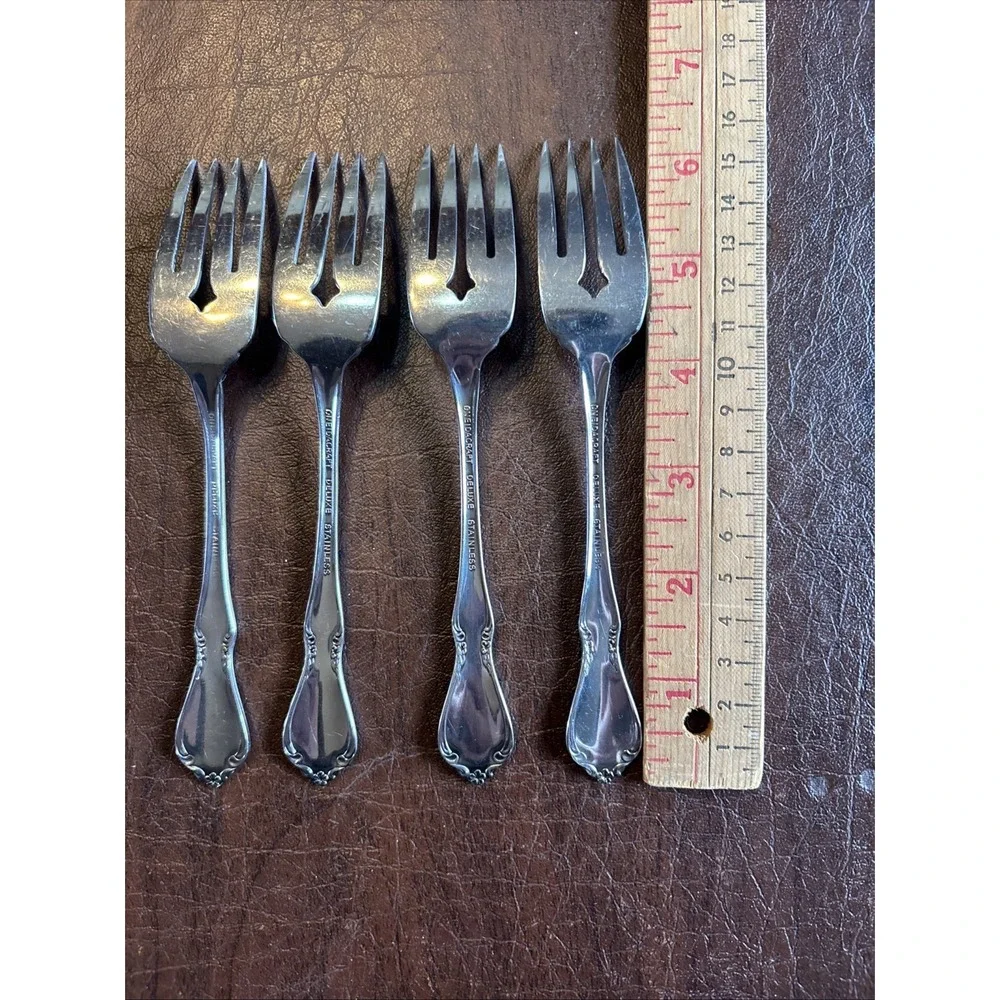 Oneida‎ Oneidacraft Deluxe Chateau Stainless Flatware Salad Forks Set Of 4 .